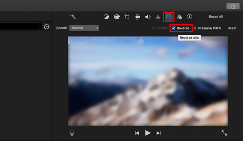 Invertire un video in iMovie